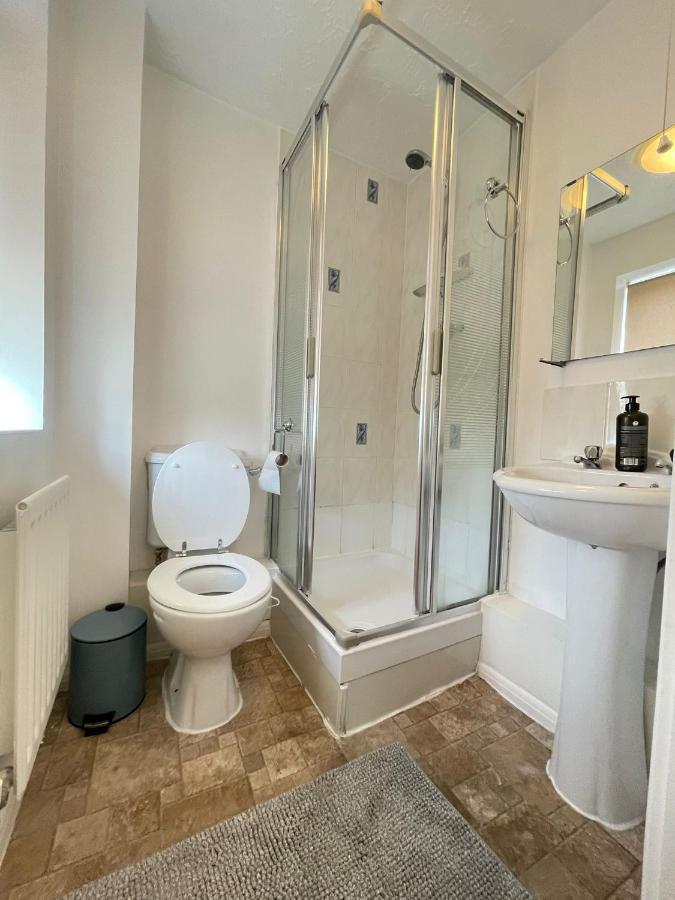 لندن Lovely Double Room With En-Suite In Greenwich المظهر الخارجي الصورة